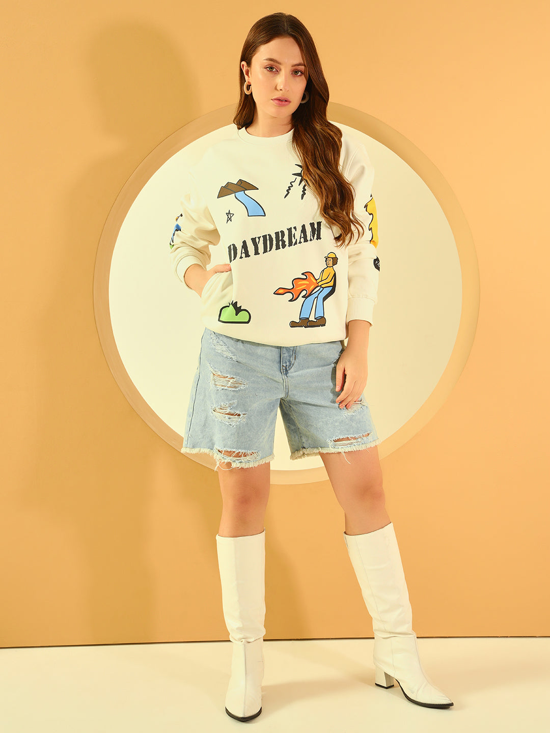 DAY DREAM SWEATSHIRT